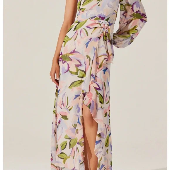 Astr One-Shoulder Floral Dress in Pink and Purple - Picture 8 of 14